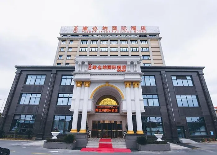 Vienna International Hotel Shanghai Dishui Lake Lingang Wanda