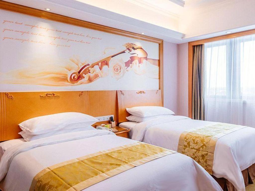 Hotel Vienna International Dishui Lingang Wanda