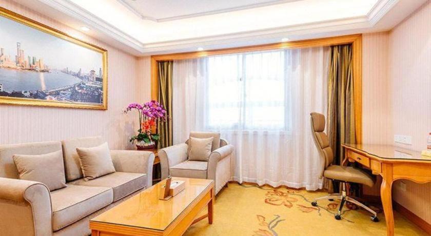 Vienna International Dishui Lingang Wanda Shanghai